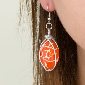 NEW! SILVER WIRE WRAPPED EARRINGS W/ ORANGE STONES